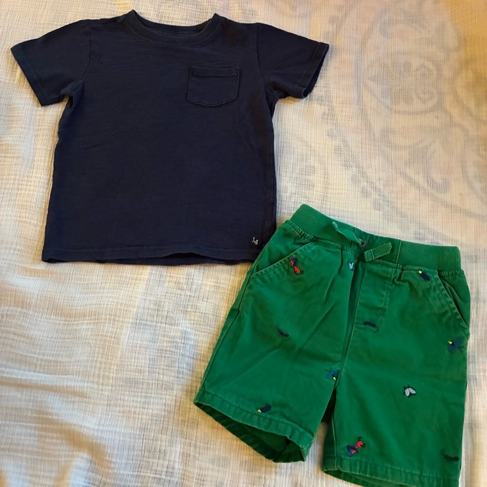 3T Navy Pocket Tee & Green Embroidered Shorts Set
